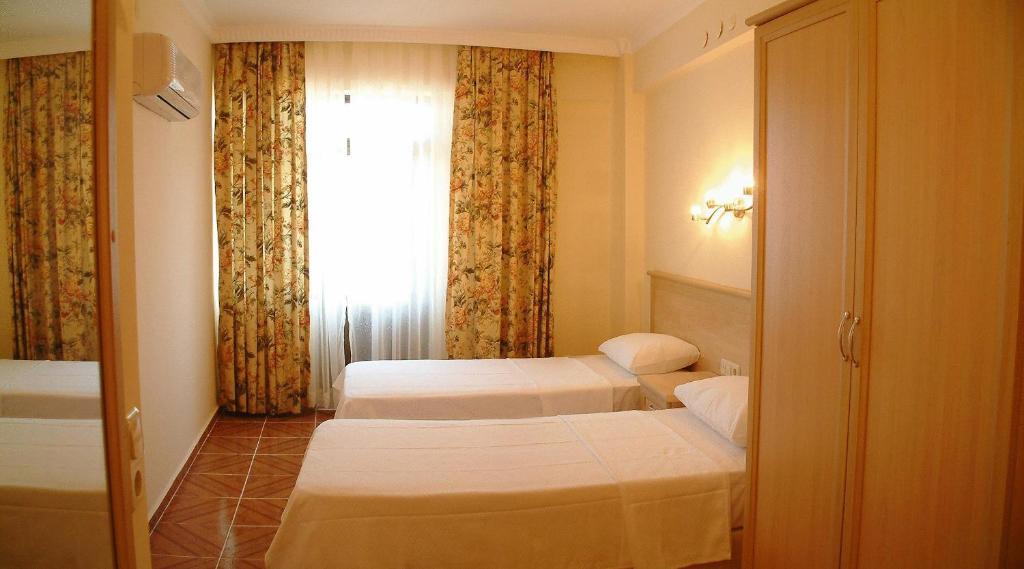 George & Dragon Beach Hotel Marmaris Rom bilde